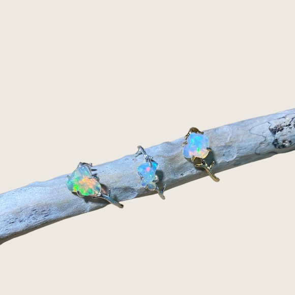 Ethiopian Opal Tree of Life Ring, Welo Opal ring - Picture 3 of 7